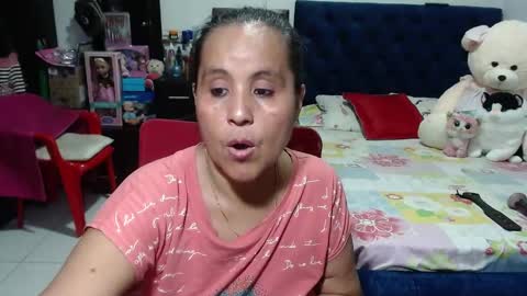Snapshot of pervert_mommy_x chatting on 01.29.25 SAMY online show from 01.29.25