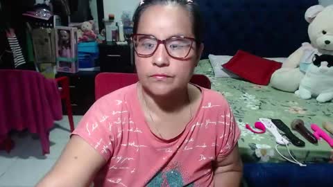 Snapshot of pervert_mommy_x chatting on 03.08.25 SAMY online show from 03.08.25