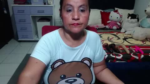 Snapshot of pervert_mommy_x chatting on 09.19.25 SAMY online show from 09.19.25