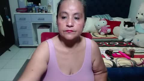 Snapshot of pervert_mommy_x chatting on 09.22.25 SAMY online show from 09.22.25