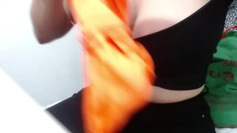 Snapshot of pervertt_nicole chatting on 03.11.25 Nicole online show from 03.11.25