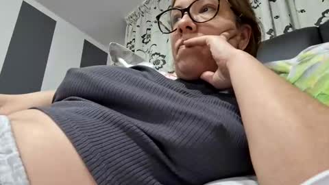 Lisa -  online show from 02.22.25