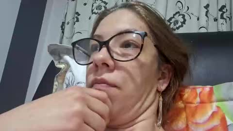 Lisa -  online show from 02.22.25