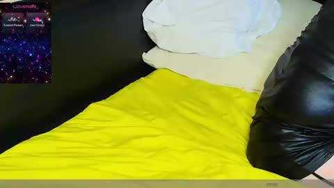 Snapshot of peter196888 chatting on 10.26.25 peter196888 online show from 10.26.25