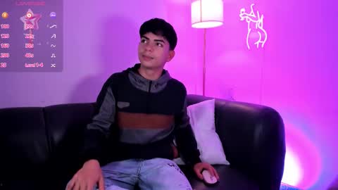 Snapshot of peter_chase chatting on 11.02.25 Peter online show from 11.02.25