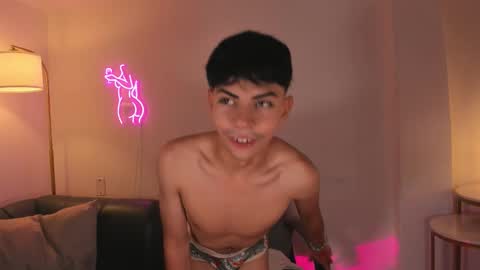 Snapshot of peter_chase chatting on 11.13.25 Peter online show from 11.13.25