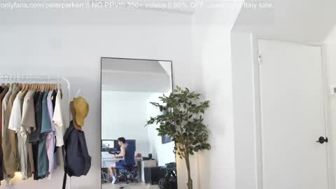 Peter Parker online show from 04.17.26