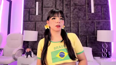 Im Rosse but u can call me Rossie or Rosita . online show from 01.13.25