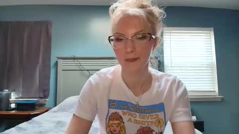 Little cupcake online show from 03.24.26