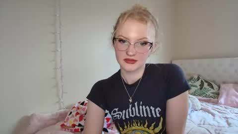 Little cupcake online show from 05.05.26
