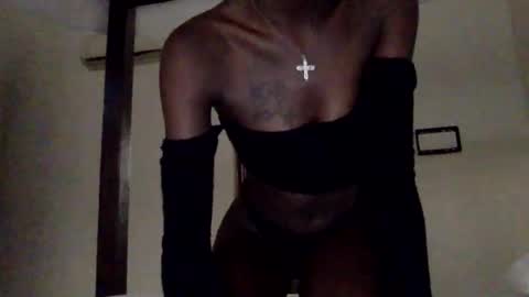 petite_divah254 online show from 10.04.25