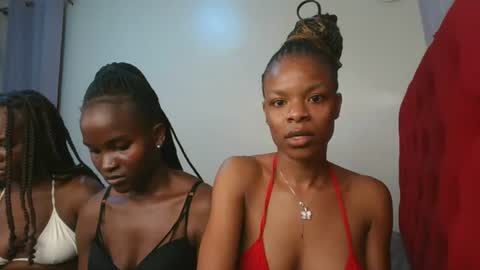 Luxe online show from 07.12.26