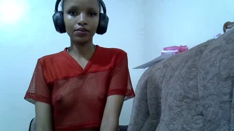 Snapshot of petite_melinda chatting on 07.05.26 petite_melinda online show from 07.05.26
