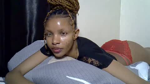 Snapshot of petite_melinda chatting on 07.20.26 petite_melinda online show from 07.20.26