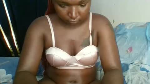 petite_shan online show from 03.21.26