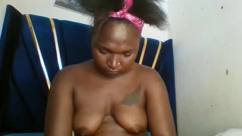 petite_shan online show from 04.06.26