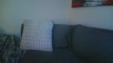 petite treat  online show from 02.14.26