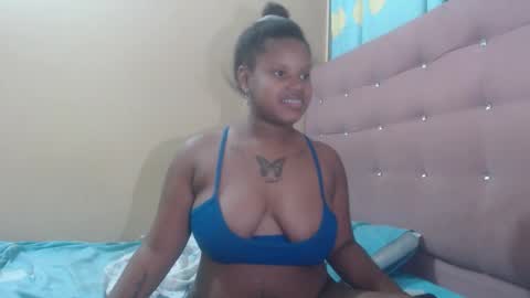 petitechocolatemommy online show from 12.05.25