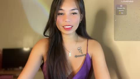 Snapshot of petitegirlx69 chatting on 02.07.25 miss lisa online show from 02.07.25