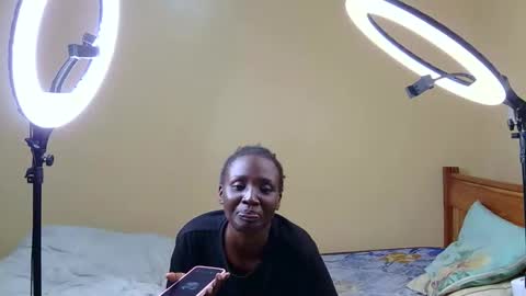 Snapshot of petitekittyy chatting on 03.01.26 Kitty online show from 03.01.26