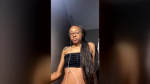 petitetingz online show from 07.02.26