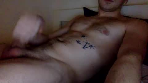 Snapshot of petitpop chatting on 01.18.25 petitpop online show from 01.18.25