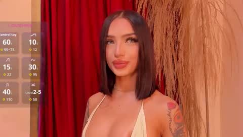 Snapshot of peytonreeds chatting on 11.21.25 Pet Rees online show from 11.21.25