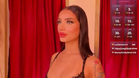 Snapshot of peytonreeds chatting on 11.30.25 Pet Rees online show from 11.30.25