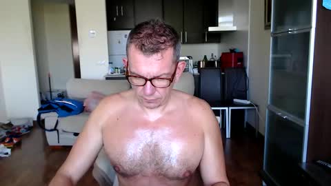 Snapshot of pg19clp4191zm chatting on 09.17.25 Alex online show from 09.17.25