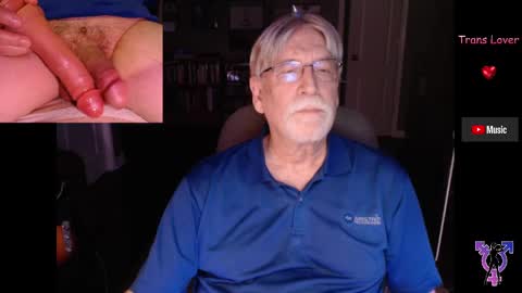 Snapshot of pghk2000 chatting on 09.30.25 George online show from 09.30.25