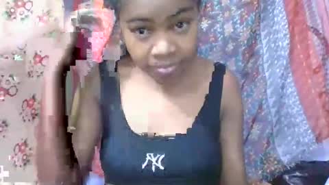 phania185885 online show from 03.25.26