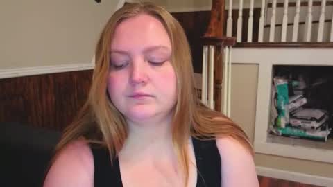 Snapshot of phatassblond chatting on 02.09.26 PhatAssBlond online show from 02.09.26