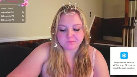Snapshot of phatassblond chatting on 03.09.26 PhatAssBlond online show from 03.09.26