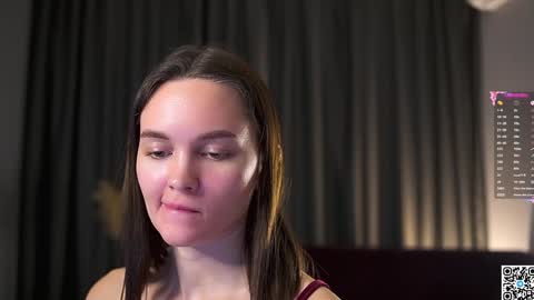 Snapshot of philippabrainard chatting on 01.26.25 Hello guys Sweet Scarlett here NEXT LIVE 5AM 2 gmt online show from 01.26.25