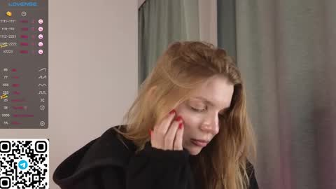 Snapshot of philippabrainard chatting on 02.15.25 Hello guys Sweet Scarlett here NEXT LIVE 5AM 2 gmt online show from 02.15.25