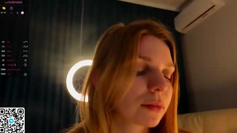Snapshot of philippabrainard chatting on 02.28.25 Hello guys Sweet Scarlett here NEXT LIVE 5AM 2 gmt online show from 02.28.25