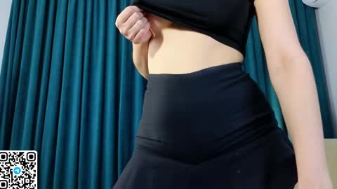 Snapshot of philippabrainard chatting on 03.04.25 Hello guys Sweet Scarlett here NEXT LIVE 5AM 2 gmt online show from 03.04.25