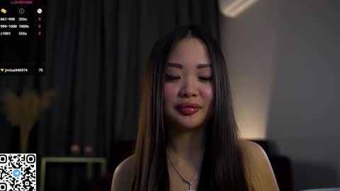 Snapshot of philippabrainard chatting on 03.04.25 Hello guys Sweet Scarlett here NEXT LIVE 5AM 2 gmt online show from 03.04.25