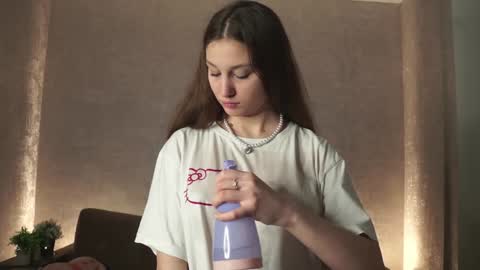 Bella online show from 01.10.25