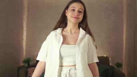 Bella online show from 01.11.25