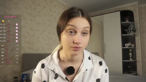 Bella online show from 01.25.25