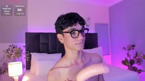 Phillip online show from 11.16.25