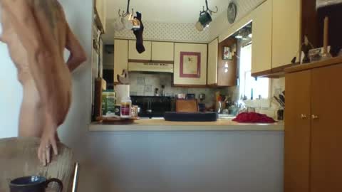 Snapshot of phillipa1023 chatting on 12.01.24 phillipa online show from 12.01.24