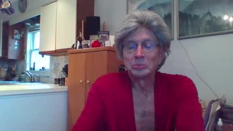 Snapshot of phillipa1023 chatting on 12.18.24 phillipa online show from 12.18.24