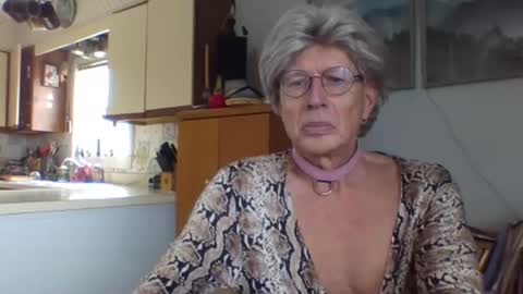 Snapshot of phillipa1023 chatting on 03.12.25 phillipa online show from 03.12.25