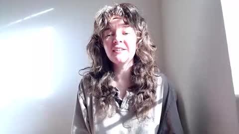 Snapshot of philosophies123 chatting on 01.09.25 sophie online show from 01.09.25