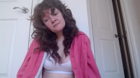 Snapshot of philosophies123 chatting on 01.29.25 sophie online show from 01.29.25