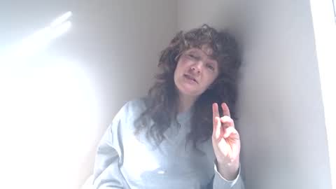 Snapshot of philosophies123 chatting on 02.01.25 sophie online show from 02.01.25