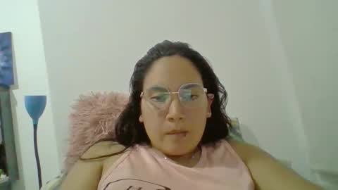 phoop_lilaa online show from 02.06.26