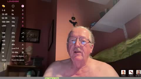 Snapshot of phrodeaux chatting on 02.21.26 Phrodeaux online show from 02.21.26